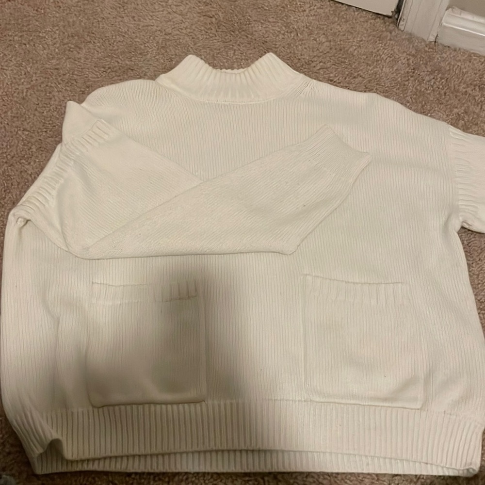 J Crew White Sweater (Small/S) in good condition